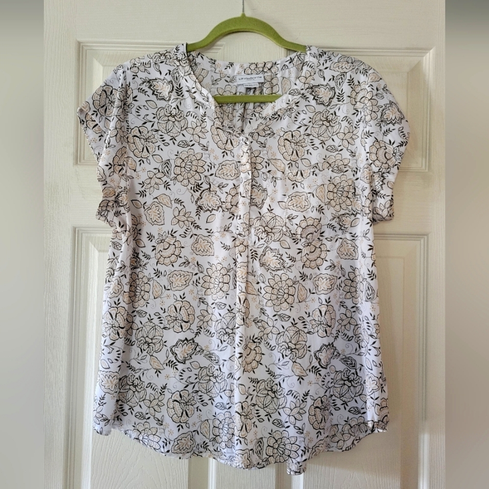 Liz Claiborne Split Crew Neck Short Sleeve Satin Blouse, size PXL
